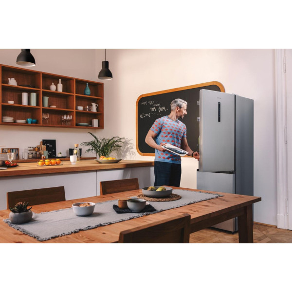 Двухкамерный холодильник Gorenje NRK6192AS4 No Frost