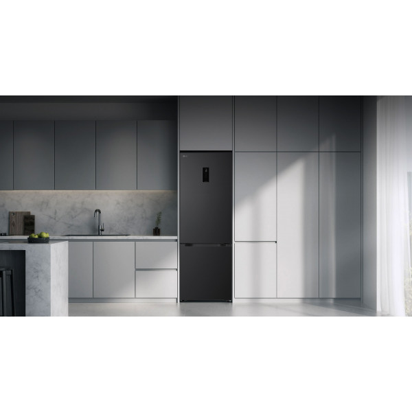 Двухкамерный холодильник LG GC-B509ETLM No Frost