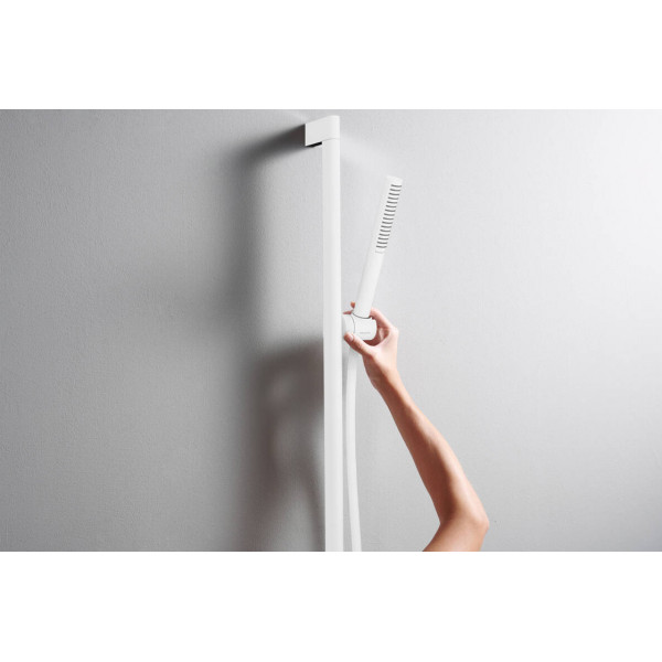 Душевой набор Hansgrohe Pulsify S 100 1jet EcoSmart+ 65 см, белый матовый (24373700)