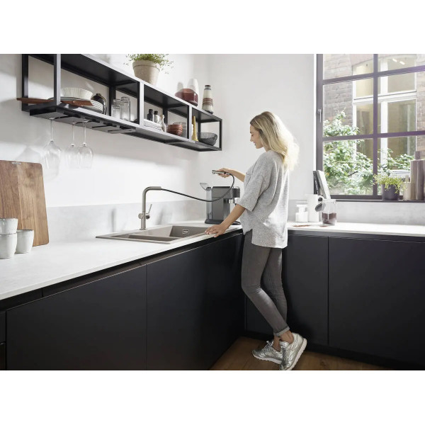Смеситель Hansgrohe Talis 270 1jet кухонный с выдвижным изливом Sbox, черный хром шлифованный (72809340)