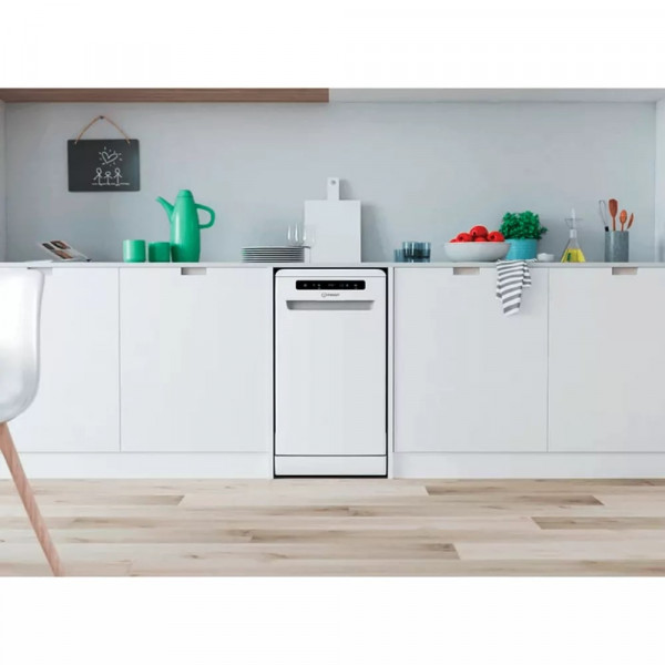 Посудомоечная машина Indesit DSFO3T224C