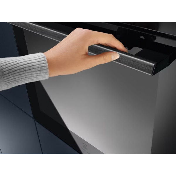 Электрический духовой шкаф Electrolux EOABS39WZ