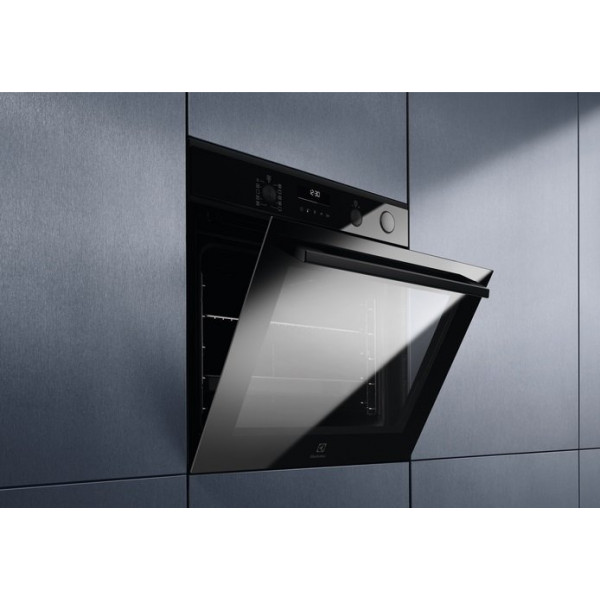 Электрический духовой шкаф Electrolux EOC6P77H
