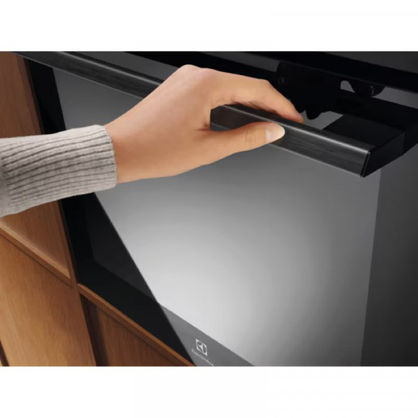 Электрический духовой шкаф Electrolux LOC8H39WZ