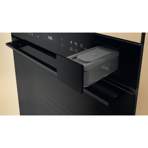 Электрический духовой шкаф Whirlpool WOI7A8PT1SB