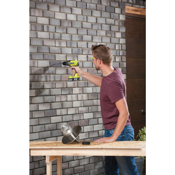 Шуруповерт Аккумуляторный ударная дрель-шуруповерт Ryobi ONE+ R18PD3-0