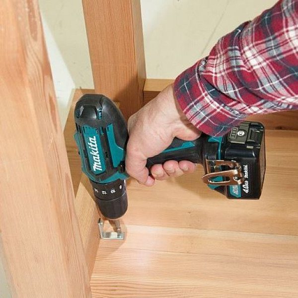 Шуруповерт Аккумуляторный ударная дрель-шуруповерт Makita HP332DZ