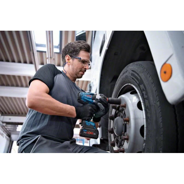 Шуруповерт Аккумуляторный ударный гайковерт Bosch Professional GDS 18V-1050 H