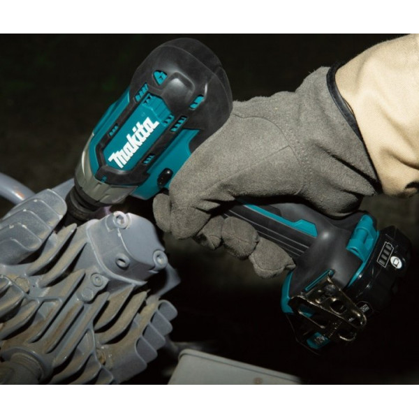 Шуруповерт Аккумуляторный ударный гайковерт Makita TW141DWME CXT