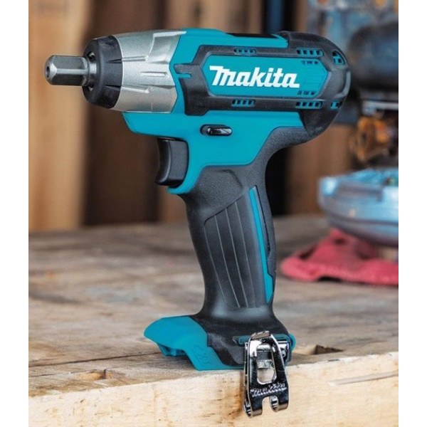 Шуруповерт Аккумуляторный ударный гайковерт Makita TW141DWME CXT