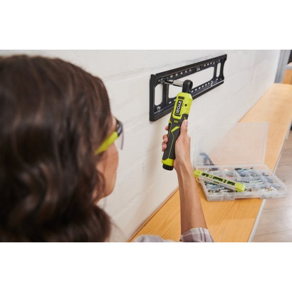 Шуруповерт Аккумуляторная трещотка Ryobi USB Lithium RR14W4-0