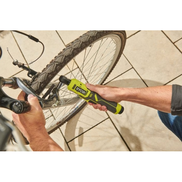 Шуруповерт Аккумуляторная трещотка Ryobi USB Lithium RR14W4-0
