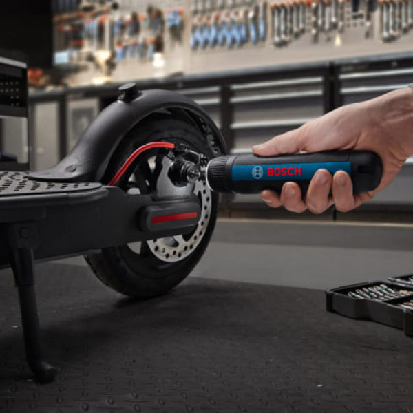 Шуруповерт Акумуляторна викрутка Bosch Professional GO 3