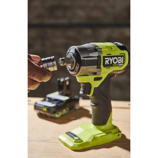 Шуруповерт Аккумуляторный ударный гайковерт Ryobi ONE+ HP RIW18C-0
