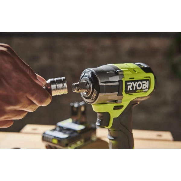 Шуруповерт Аккумуляторный ударный гайковерт Ryobi ONE+ HP RIW18C-0
