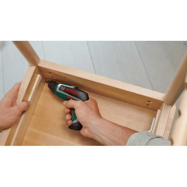 Шуруповерт Акумуляторна викрутка Bosch IXO 7
