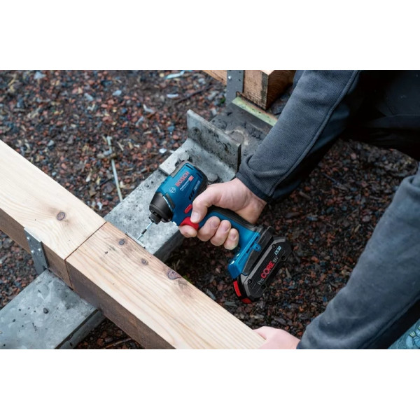 Шуруповерт Акумуляторний ударний гвинтоверт Bosch Professional GDR 18V-220 C