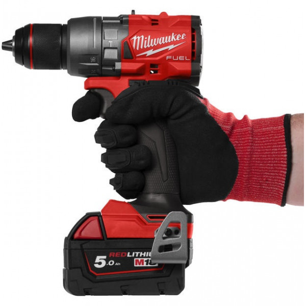 Шуруповерт Аккумуляторный дрель-шуруповерт Milwaukee M18 FPD3-0 GEN4