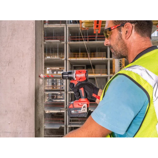 Шуруповерт Аккумуляторный дрель-шуруповерт Milwaukee M18 BLPDRC-0X