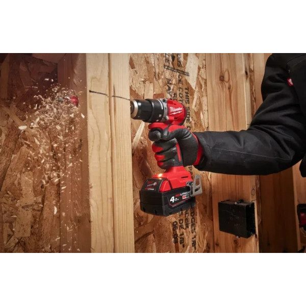 Шуруповерт Аккумуляторный дрель-шуруповерт Milwaukee M18 BLDDRC-402C