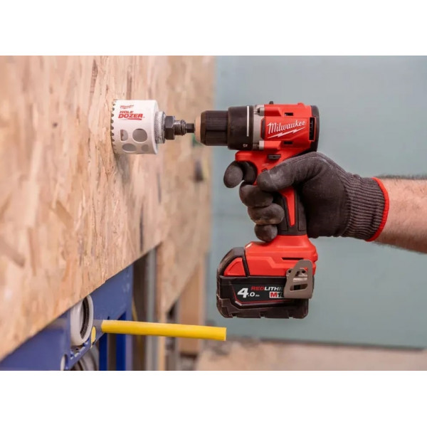 Шуруповерт Аккумуляторный дрель-шуруповерт Milwaukee M18 BLDDRC-402C