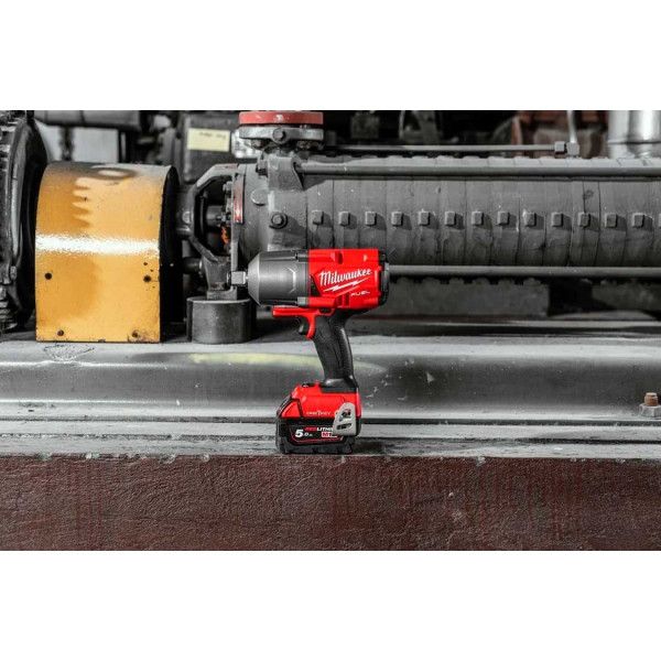 Шуруповерт Акумуляторний ударний гайковерт Milwaukee M18 ONEFHIWF34-502X
