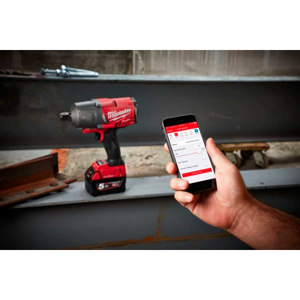 Шуруповерт Акумуляторний ударний гайковерт Milwaukee M18 ONEFHIWF34-502X