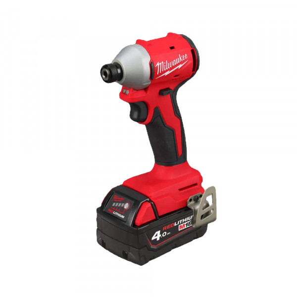 Шуруповерт Аккумуляторный ударный винтоверт Milwaukee M18 BLIDRC-402C