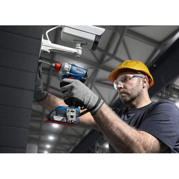 Шуруповерт Аккумуляторный ударный гайковерт Bosch Professional GDX 18V-285