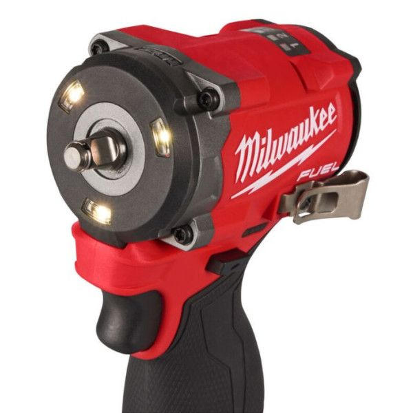 Шуруповерт Аккумуляторный ударный гайковерт Milwaukee M12 FCIWF12G3-502X