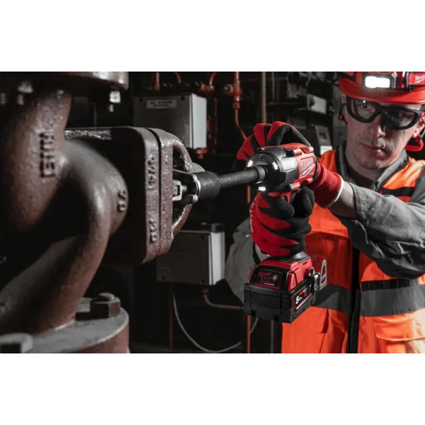Шуруповерт Аккумуляторный ударный гайковерт Milwaukee M18 FMTIW2F12-0