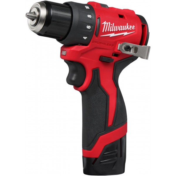 Шуруповерт Аккумуляторный дрель-шуруповерт Milwaukee M12 BLDDRC-202C