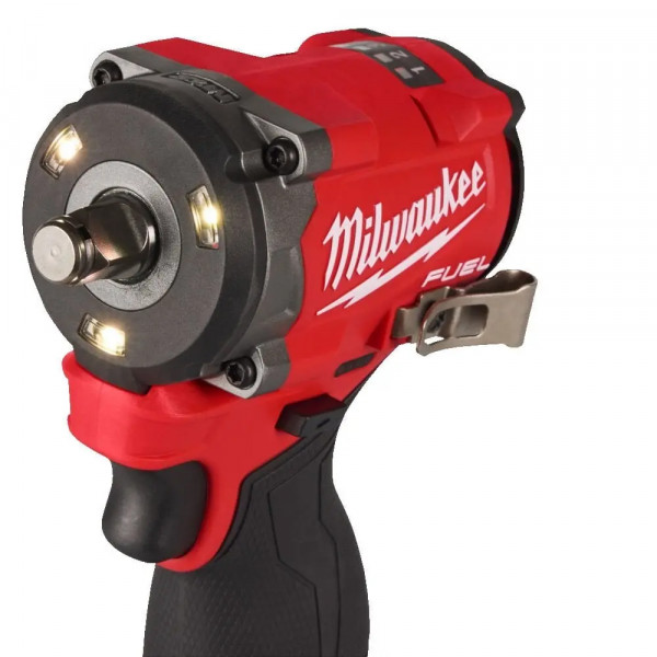 Шуруповерт Аккумуляторный ударный гайковерт Milwaukee M12 FCIWF12G3-0