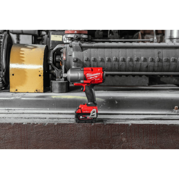 Шуруповерт Аккумуляторный ударный гайковерт Milwaukee M18 FUEL ONEFHIWF34-0