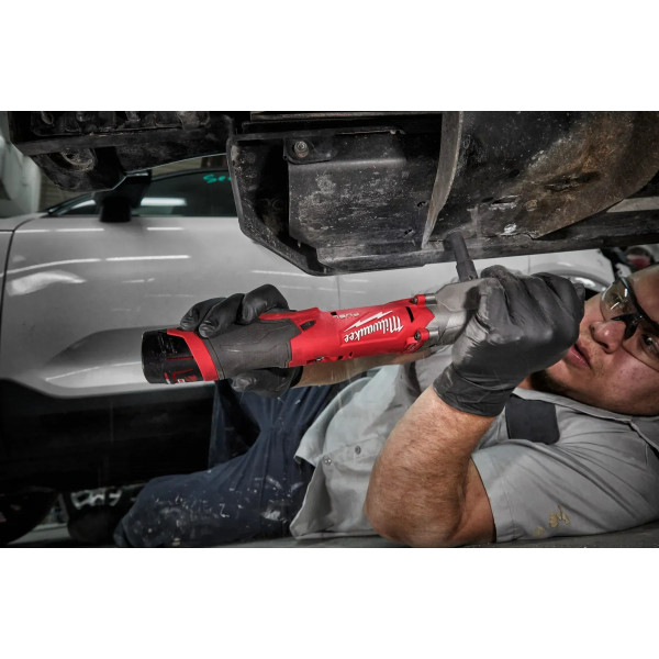 Шуруповерт Аккумуляторный ударный гайковерт Milwaukee M12FRAIWF12-0 FUEL