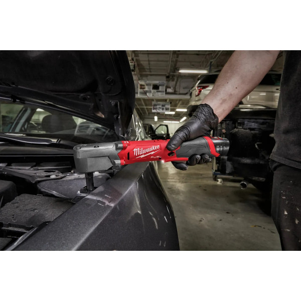 Шуруповерт Аккумуляторный ударный гайковерт Milwaukee M12FRAIWF12-0 FUEL