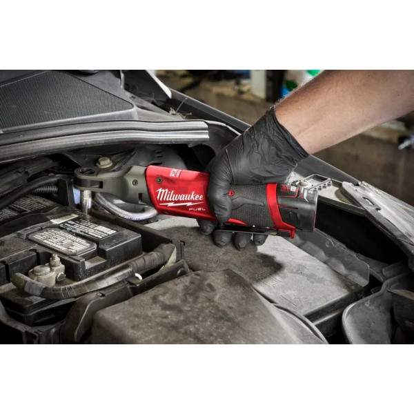 Шуруповерт Аккумуляторный ударный винтоверт Milwaukee M18 BLIDRC-0