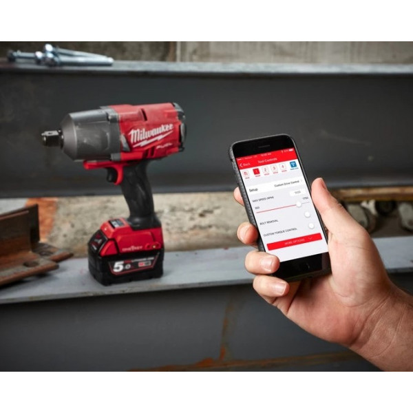 Шуруповерт Акумуляторний ударний гайковерт Milwaukee M18 FUEL ONE-KEY
