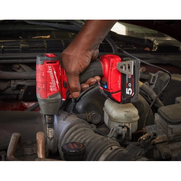 Шуруповерт Акумуляторний ударний гайковерт Milwaukee M18 FUEL ONE-KEY