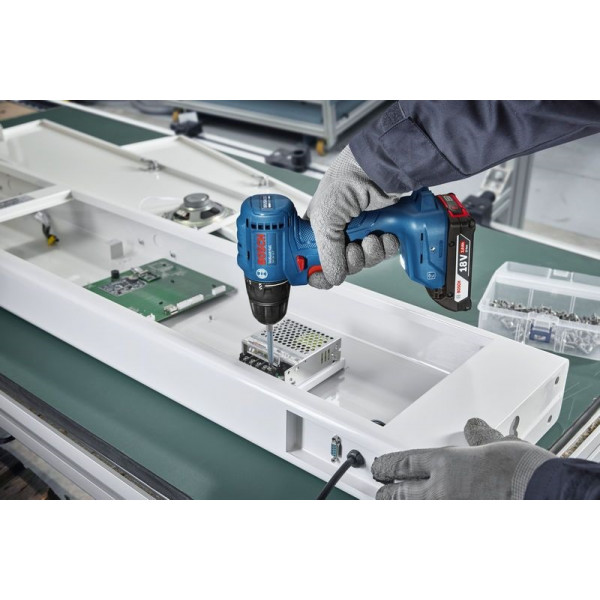 Шуруповерт Аккумуляторный дрель-шуруповерт Bosch ISR 18V-30P