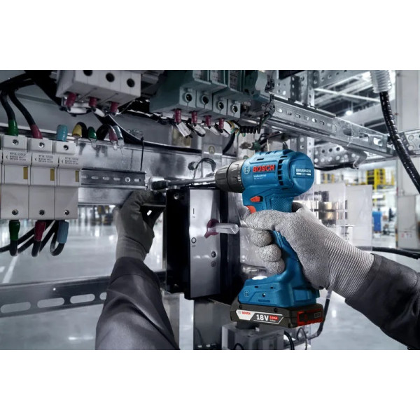 Шуруповерт Аккумуляторный дрель-шуруповерт Bosch ISR 18V-30P