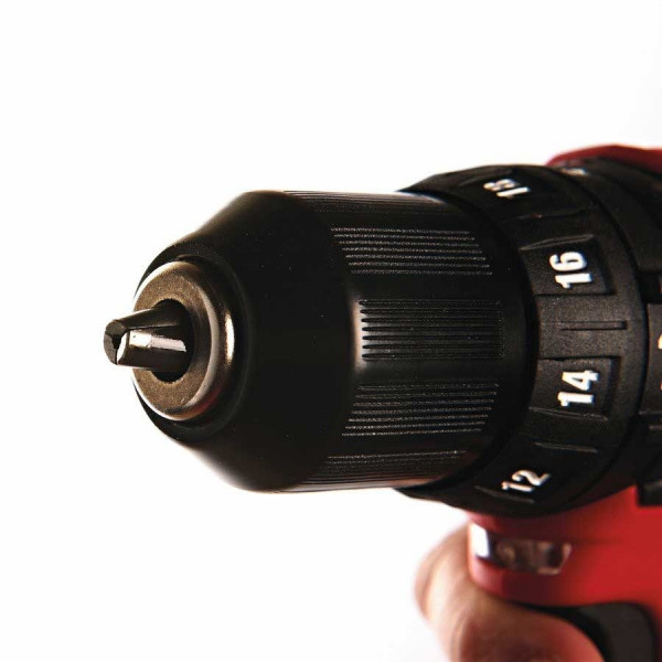 Шуруповерт Аккумуляторный дрель-шуруповерт Milwaukee M12 BPD-202C