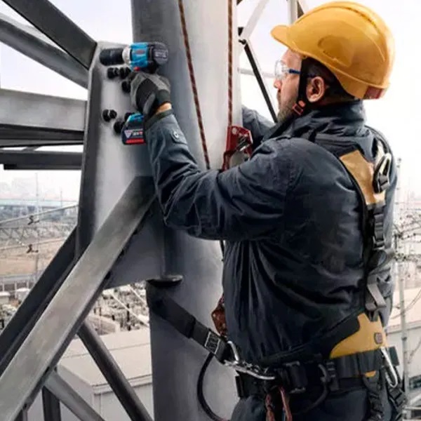Шуруповерт Аккумуляторный ударный гайковерт Bosch Professional GDS 18V-350