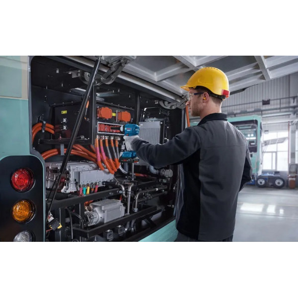 Шуруповерт Акумуляторний ударний гайковерт Bosch IDS 18V-200T