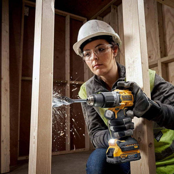 Шуруповерт Аккумуляторный ударная дрель-шуруповерт DeWALT DCD805NT