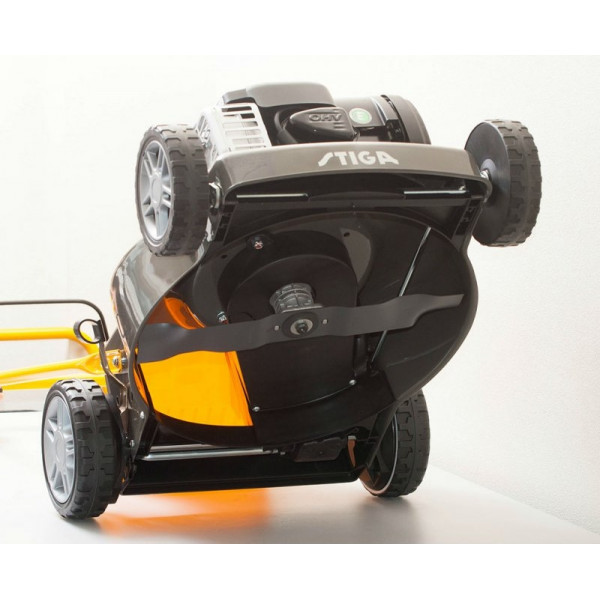 Газонокосарка Stiga Collector 46 B