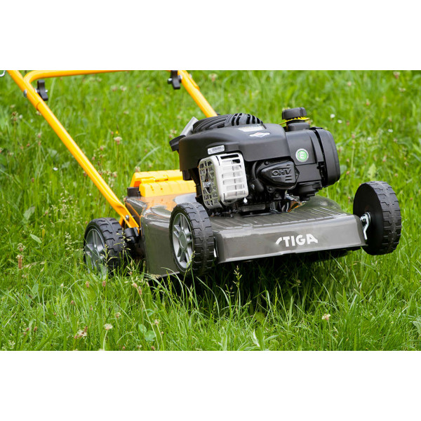 Газонокосарка Stiga Collector 46 B