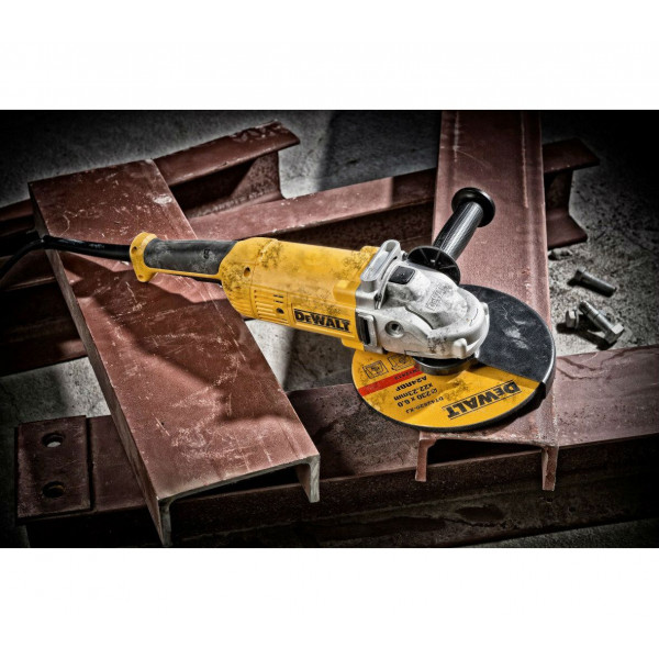 Угловая шлифмашинка DeWalt DWE490