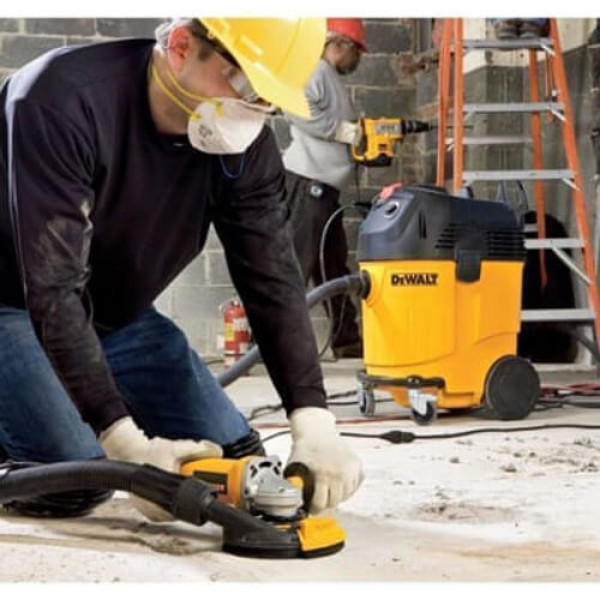Угловая шлифмашинка DeWalt DWE4257KT