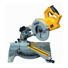 Торцовочная пила DeWalt DW777